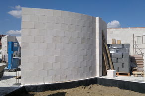 Beton komórkowy to jeden z najwygodniejszych materiałów murowych (fot. SOLBET)