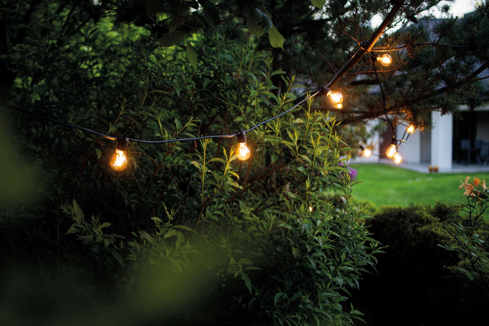 Girlandy świetlne FESTOON LIGHTS (fot. Nowodvorski Lighting)