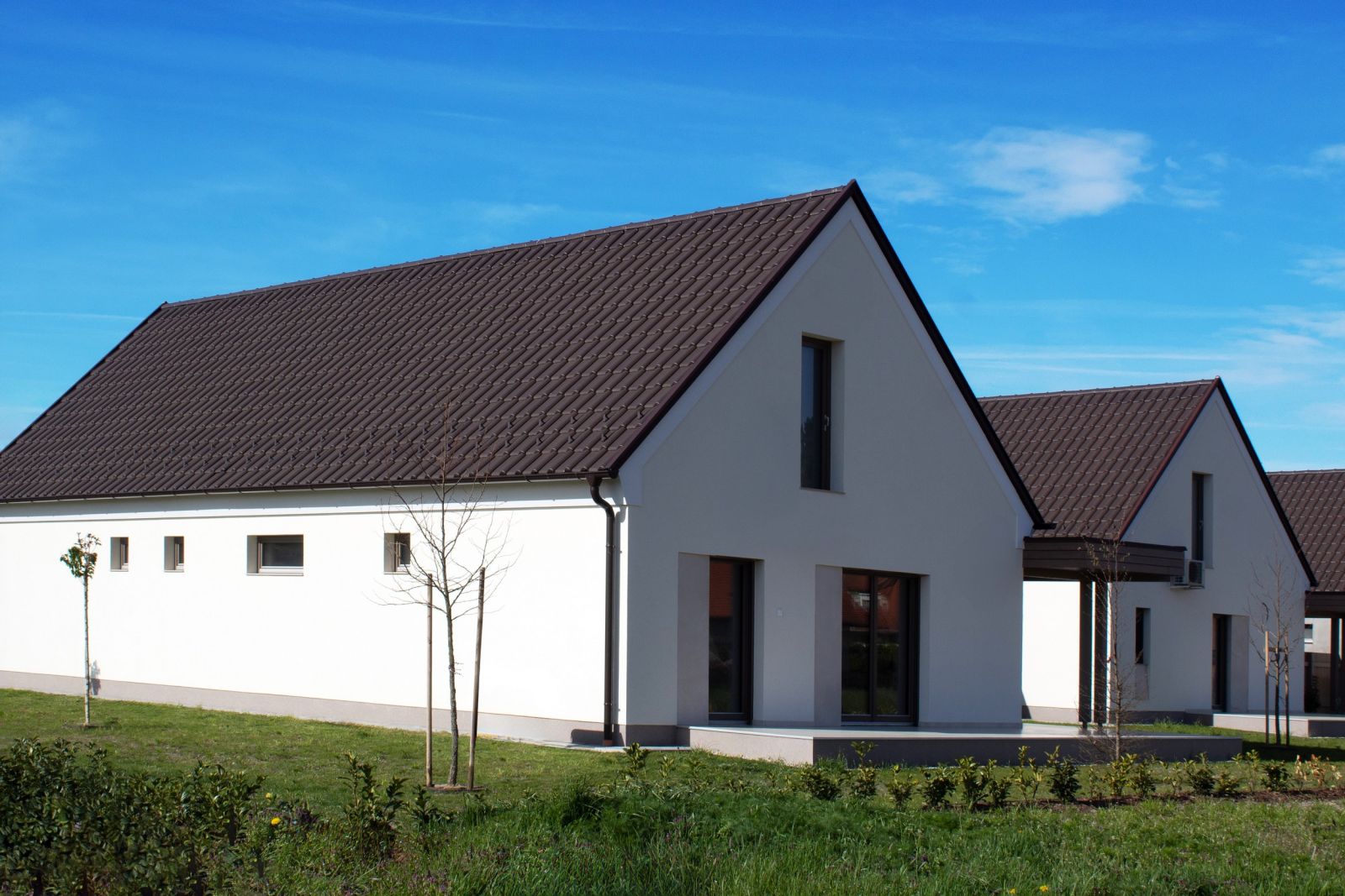 swissporTON, dachówka ceramiczna BALANCE